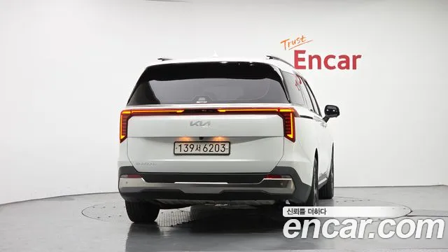 Kia Carnival 4th Gen — Фото автомобиля 4