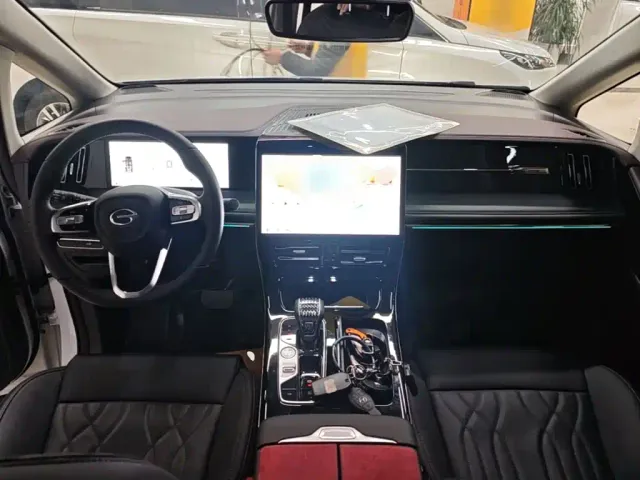GAC Trumpchi M8 — Фото автомобиля 9