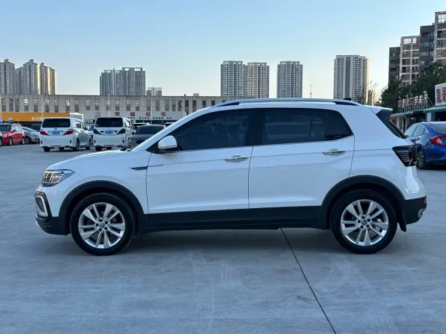 Volkswagen T-Cross — Фото автомобиля 7