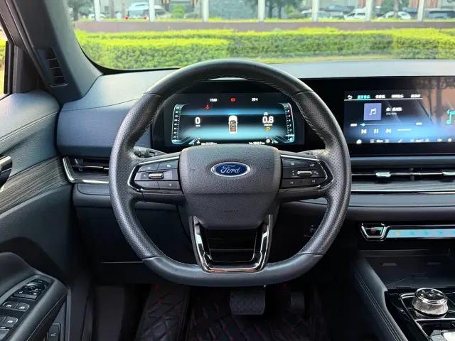 Ford Lingrui — Фото автомобиля 10