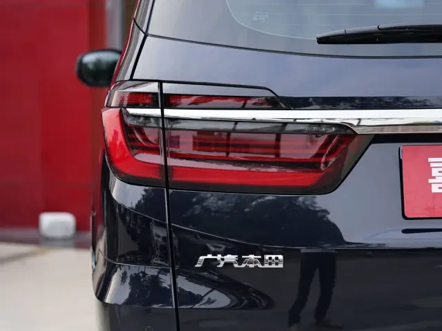 Honda Odyssey — Фото автомобиля 4