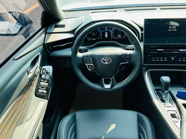 Toyota Avalon — Фото автомобиля 21