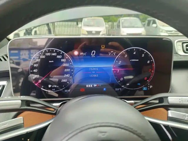 Mercedes-Benz S-Class — Фото автомобиля 11