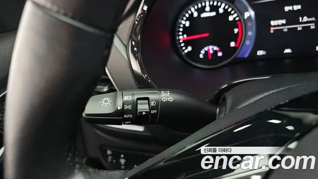 Kia Seltos Seltos Бензин 1.6 Turbo 4WD — Фото автомобиля 29