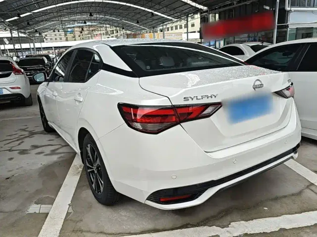 Nissan Sylphy — Фото автомобиля 4