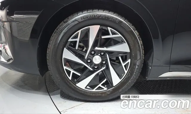 Hyundai Grandeur (New) Hybrid — Фото автомобиля 5