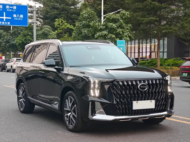 GAC Trumpchi GS8 — Фото автомобиля 3
