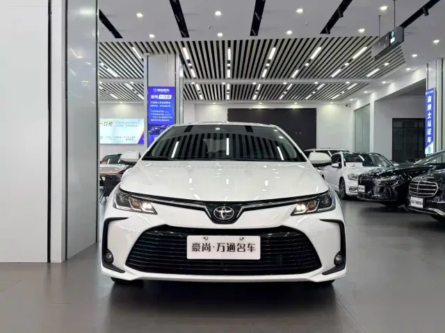 Toyota Corolla — Фото автомобиля 2
