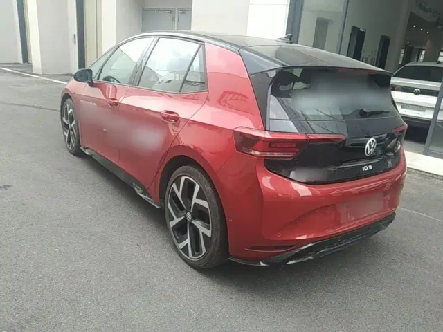 Volkswagen ID.3 — Фото автомобиля 4