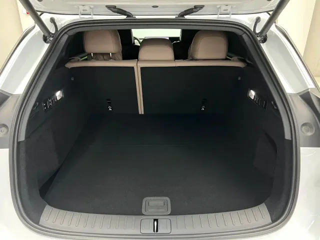 Li Auto i6 — Фото автомобиля 7