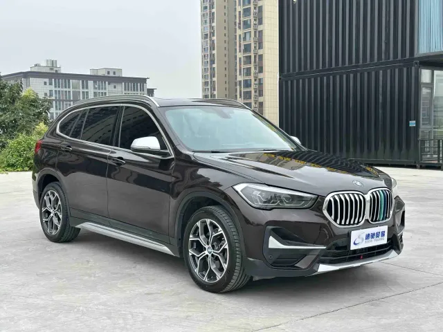 BMW X1 — Фото автомобиля 3