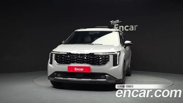 Kia Canival Новый Carnival 4 поколение Бензин 7 мест X Line — Фото автомобиля 3