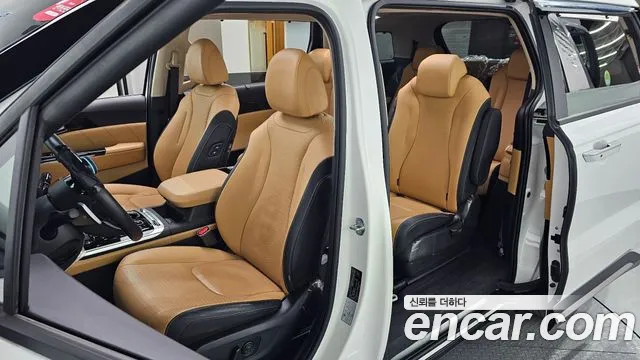 Kia Canival Carnival 4 поколение Бензин 9 мест Signature — Фото автомобиля 11