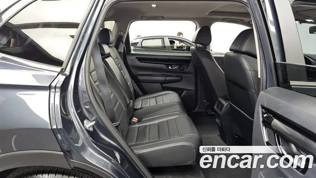 Honda CR-V — Фото автомобиля 12