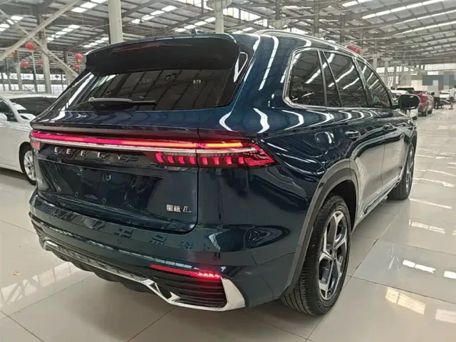 Geely Xingyue L — Фото автомобиля 4