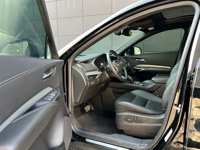 Cadillac XT4 — Фото автомобиля 23