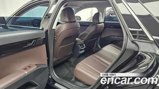 Hyundai Grandeur GN7 — Фото автомобиля 18