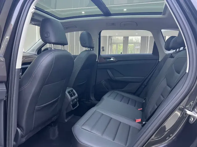 Volkswagen Tharu — Фото автомобиля 14
