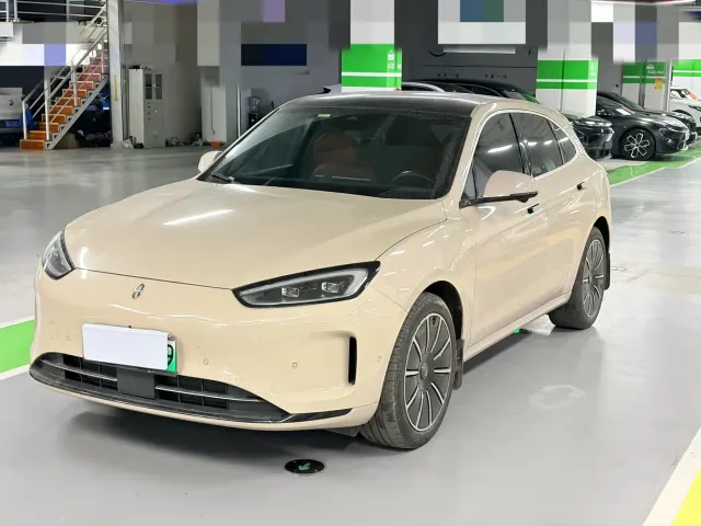 Фотография автомобиля — Aito M5