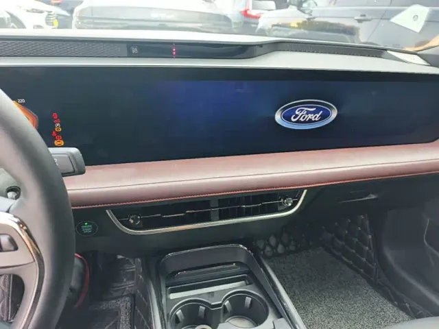 Ford Mondeo — Фото автомобиля 12