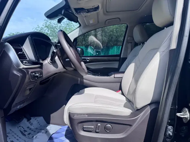 GAC Trumpchi M8 — Фото автомобиля 21