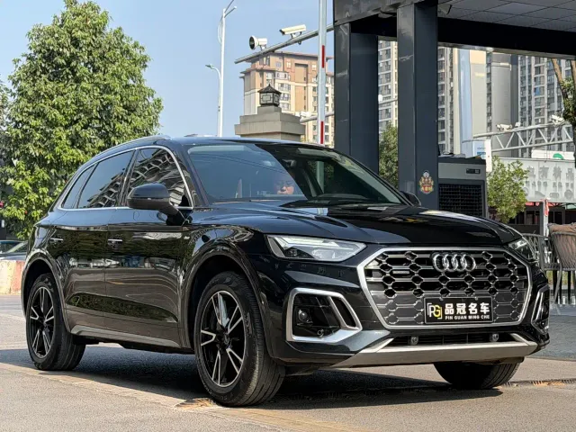 Audi Q5L — Фото автомобиля 3