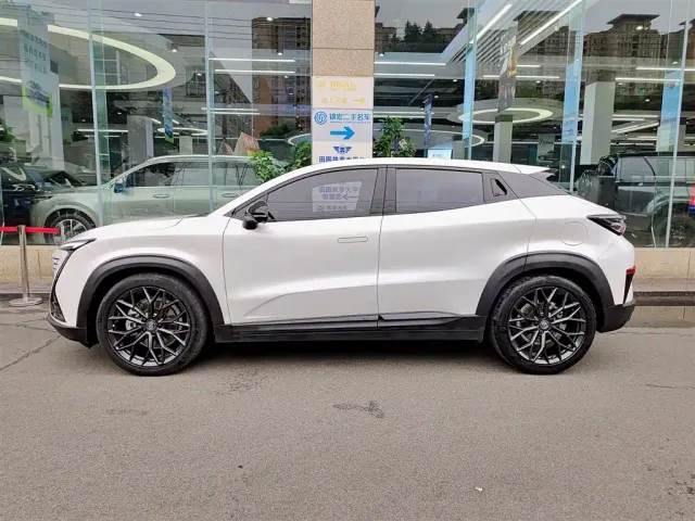 Changan UNI-T — Фото автомобиля 3