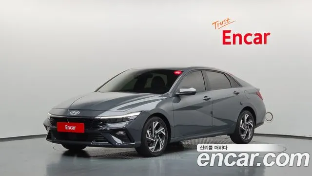 Фотография автомобиля — Hyundai Avante CN7