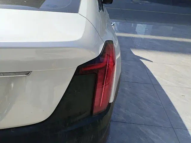 Cadillac CT5 — Фото автомобиля 7