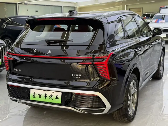 Hongqi HS3 PHEV — Фото автомобиля 8
