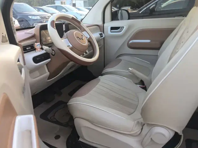 Wuling Hongguang Mini EV — Фото автомобиля 14