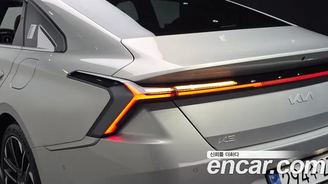 Kia K8 (New) Hybrid — Фото автомобиля 8