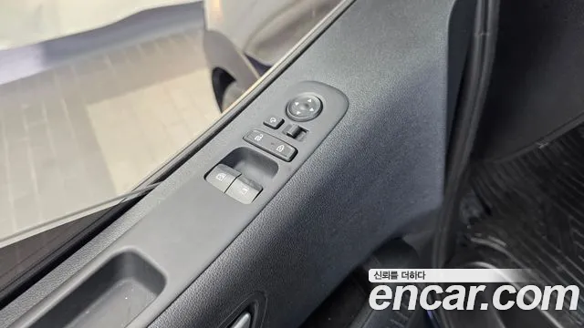 Hyundai Staria — Фото автомобиля 28