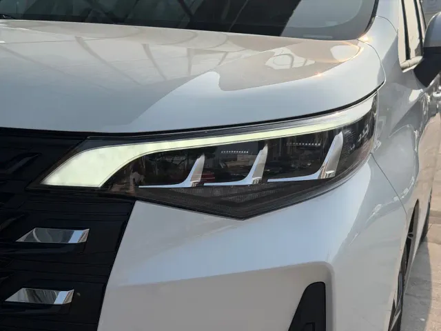 GAC Trumpchi M6 — Фото автомобиля 8