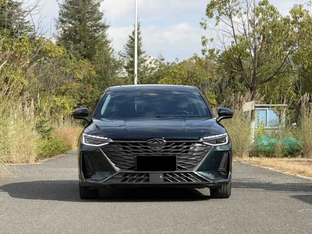Chery Arrizo 8 — Фото автомобиля 6
