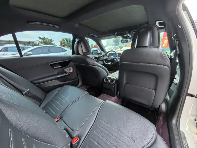 Mercedes-Benz C-Class — Фото автомобиля 8