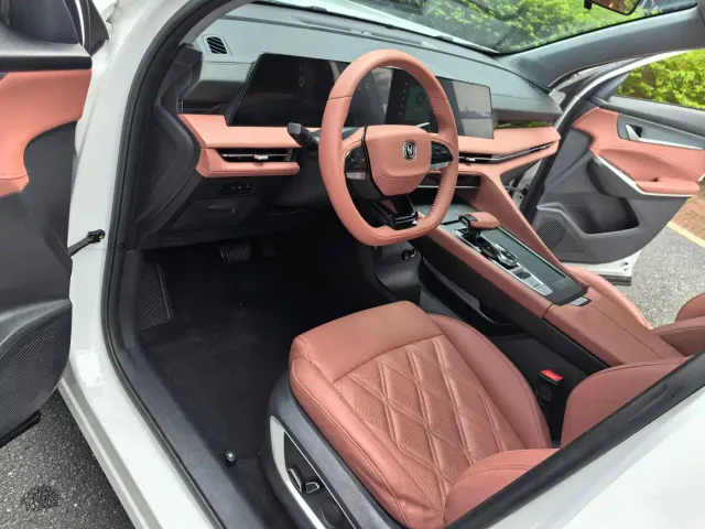 Changan CS75 Plus — Фото автомобиля 29
