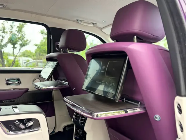 Rolls-Royce Cullinan — Фото автомобиля 19