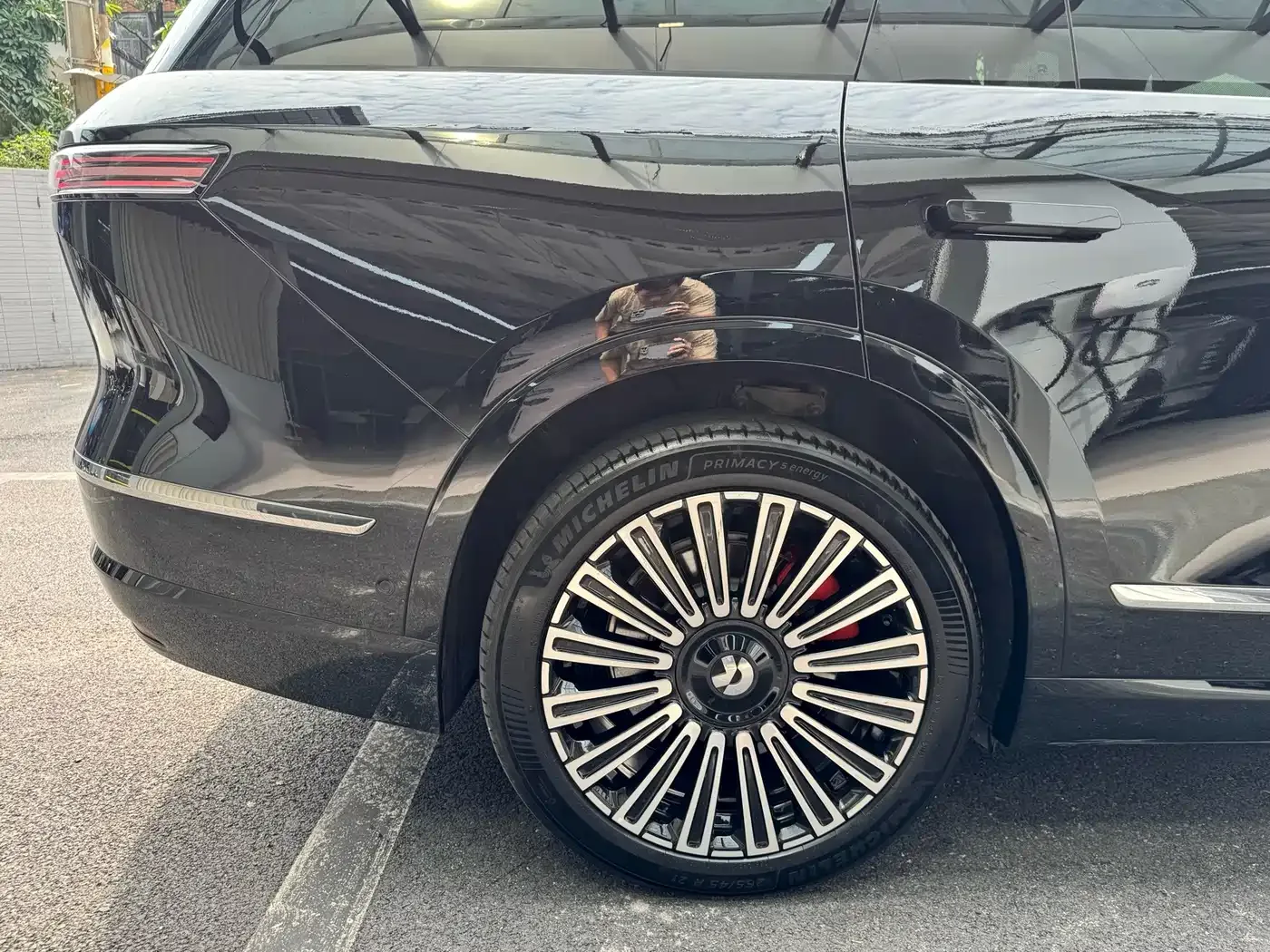 NIO NIO ES8 2025 Model 6-Seat Executive Luxury Edition — Фото автомобиля 12