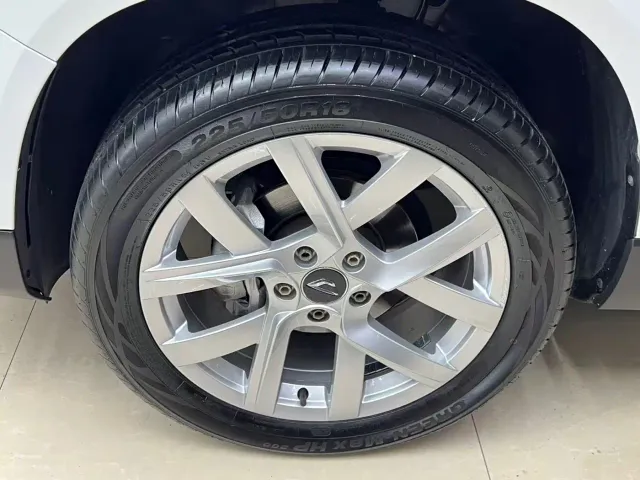 Jetta VS5 — Фото автомобиля 22