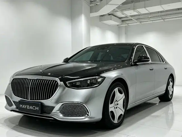 Фотография автомобиля — Mercedes-Benz Maybach S-Class