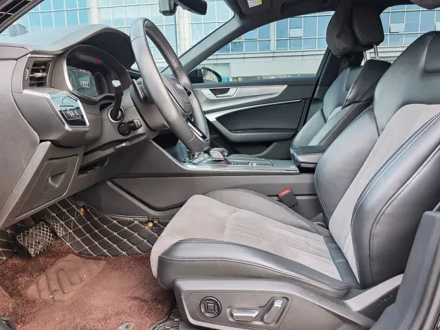 Audi A6L — Фото автомобиля 7