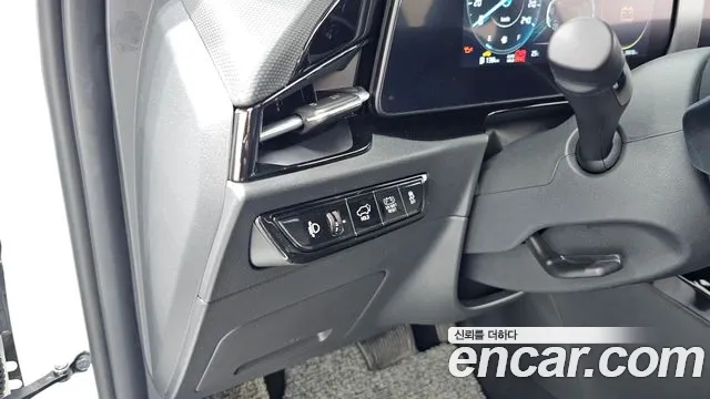 Kia Niro The All New — Фото автомобиля 28