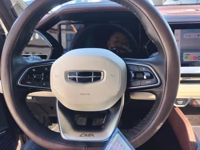 Geely Xingyue L — Фото автомобиля 15