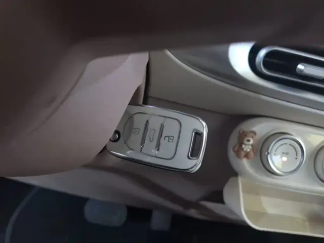 Wuling Hongguang Mini EV — Фото автомобиля 8