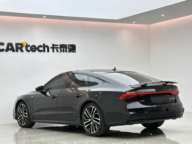 Audi A7 — Фото автомобиля 3