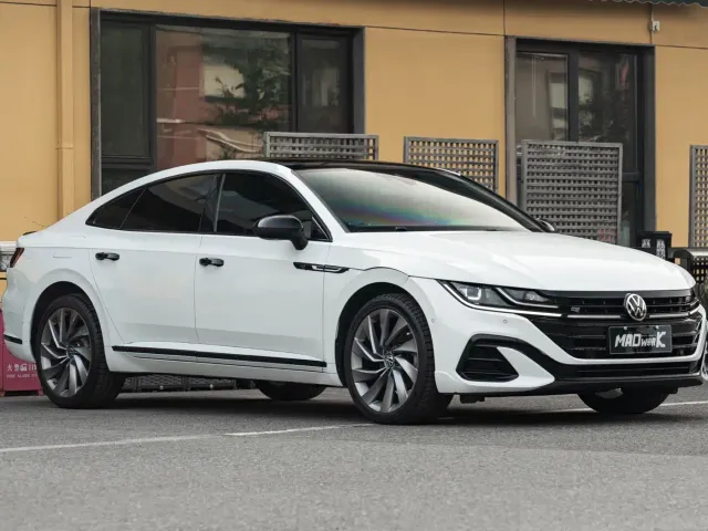 Volkswagen CC — Фото автомобиля 3