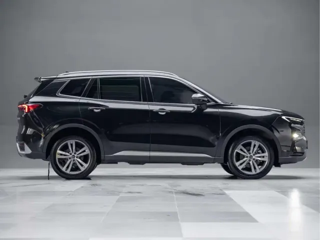 Ford Lingrui — Фото автомобиля 6