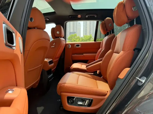 Li Auto Li L8 2024 Pro — Фото автомобиля 6