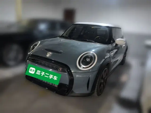 Фотография автомобиля — MINI Hatch
